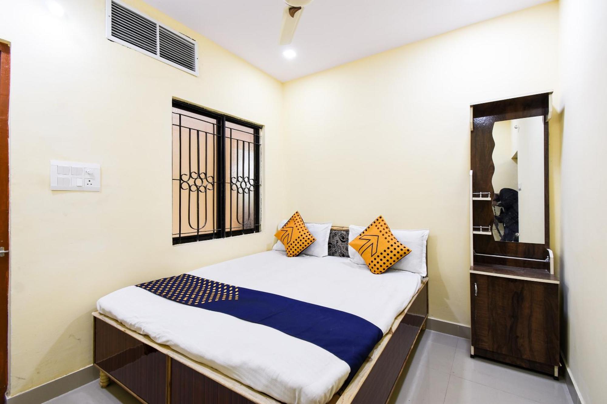 SPOT ON 65715 Gaurav Guest House Nagpur Exteriör bild
